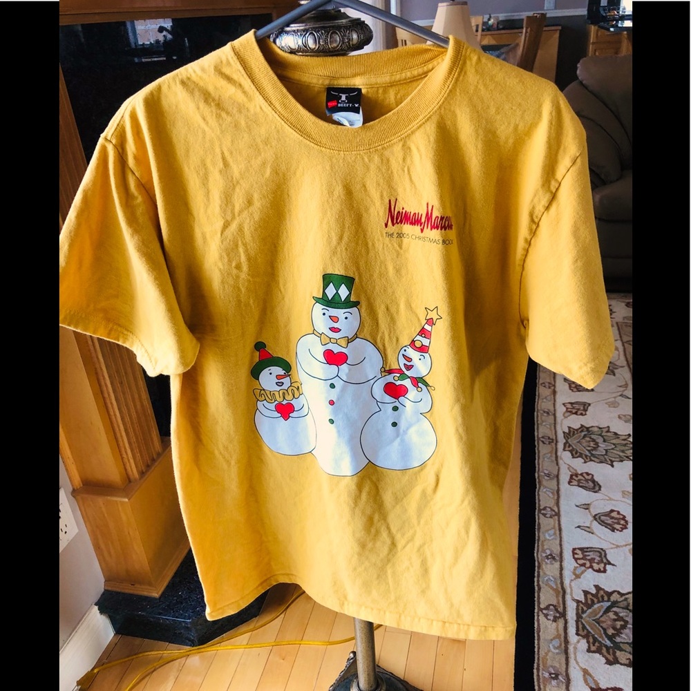 Neiman Marcus 2005 Christmas Book  Promo Tee, EUC